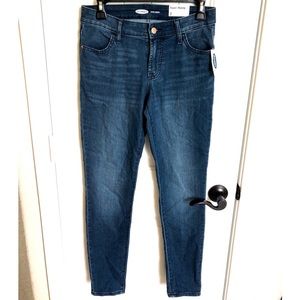 Old Navy- Super Skinny Jeans